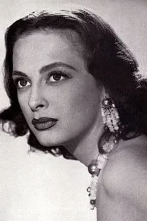  Marilyn Buferd