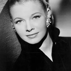 Photo star :  Dolores Michaels