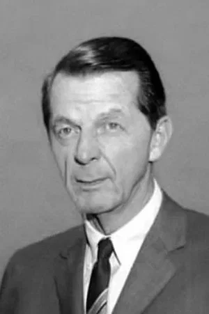  William Dozier photo