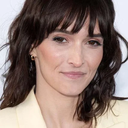  Mimi Cave