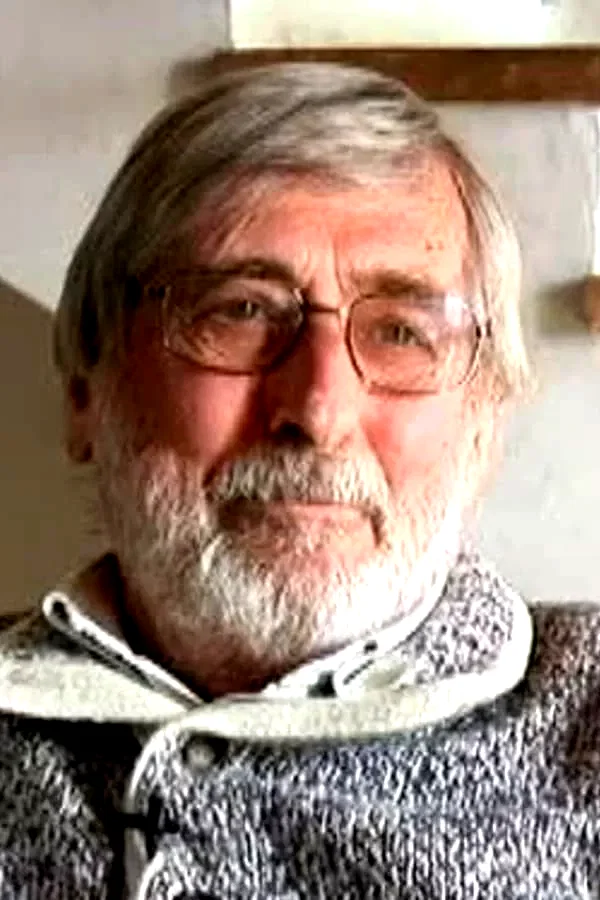 Mario  Caiano