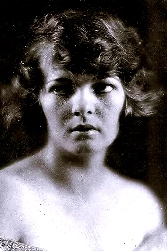  Margalo Gillmore