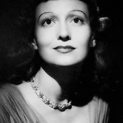 Martha Crawford