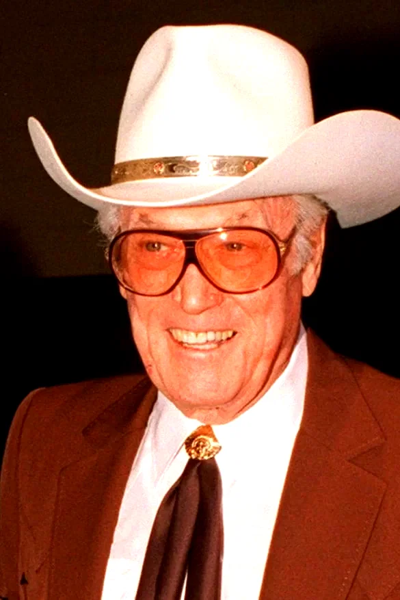  Clayton Moore