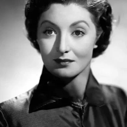  Helen Cherry