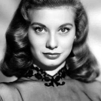  Peggy Dow