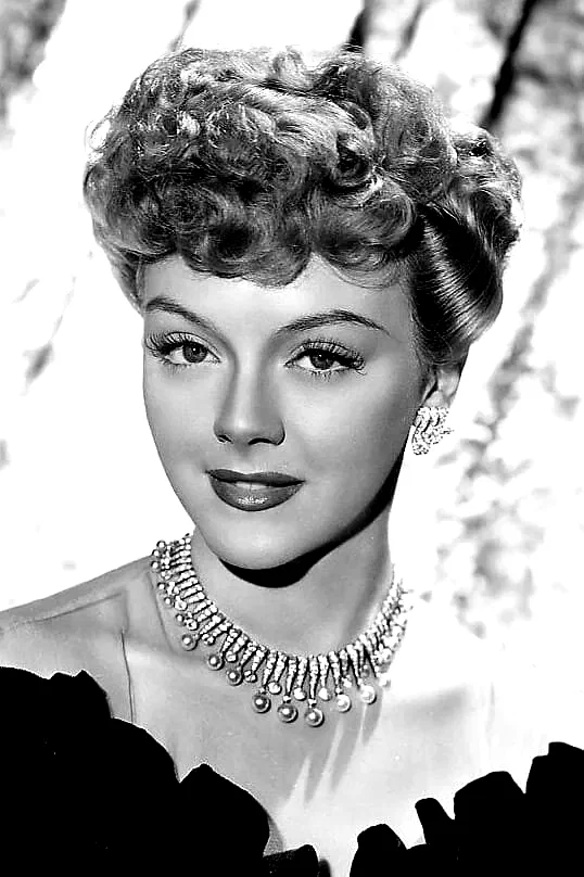  Leslie Brooks