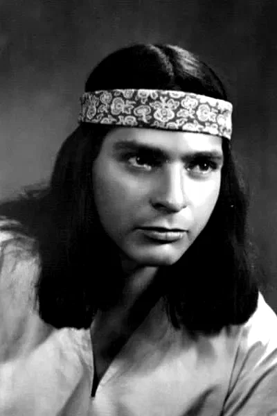  Maurice Jara