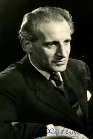 Max Adrian