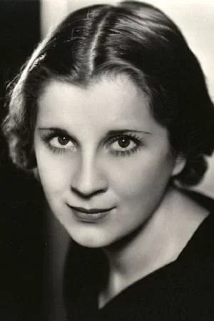 Diana  Wynyard