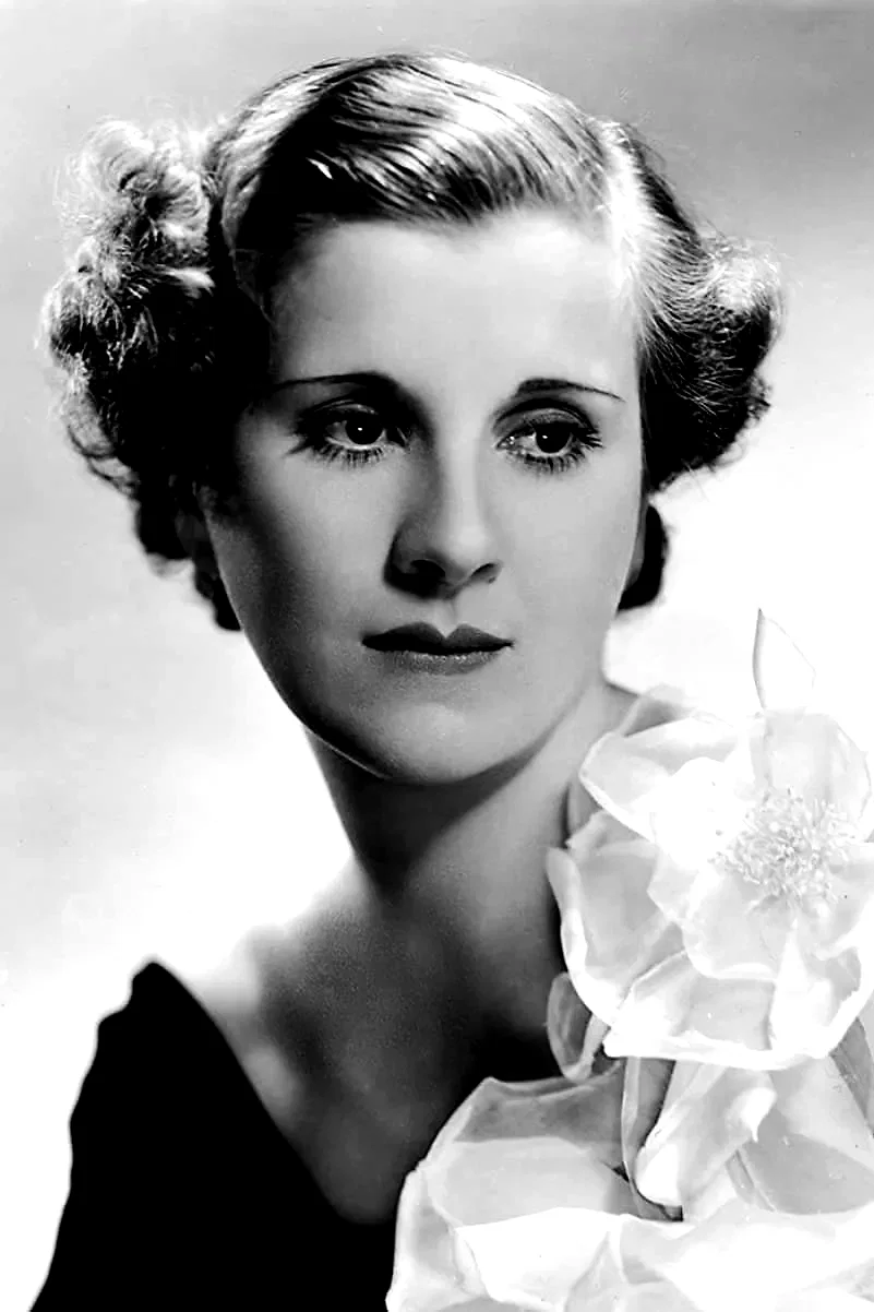 Diana  Wynyard