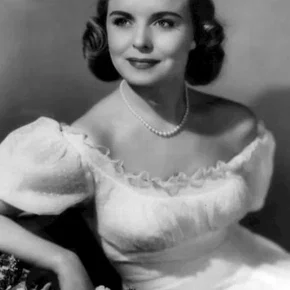 Photo star :  Lillian Miles