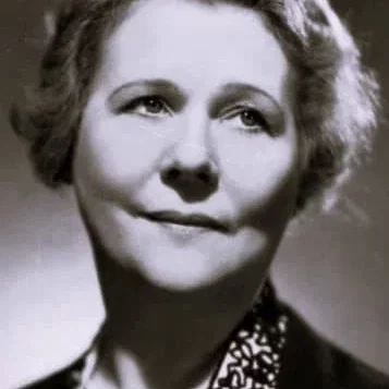  Viola Roache