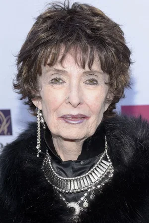 Margaret  O'brien photo