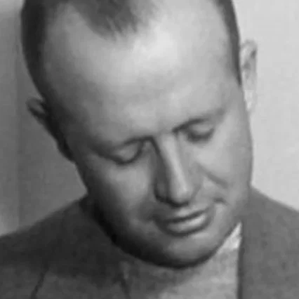  Roland Kibbee