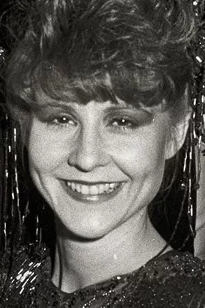Mia Dillon photo