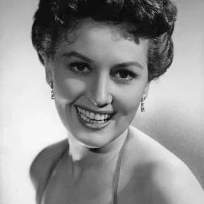 Photo star : May Wynn