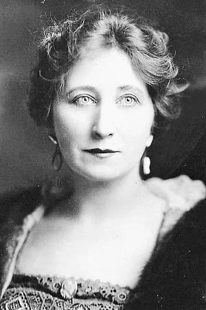  Vera Lewis