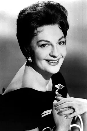  Coral Browne photo