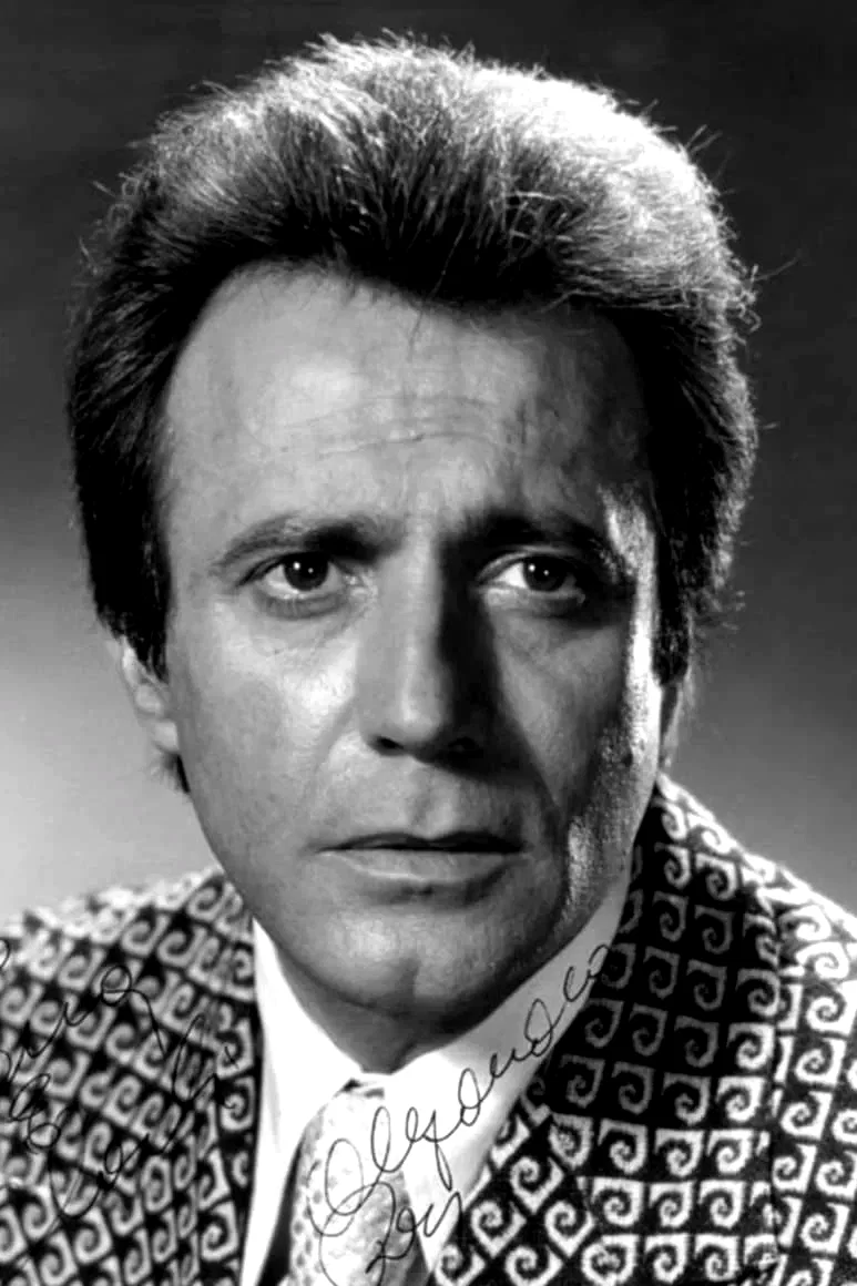  Alejandro Rey