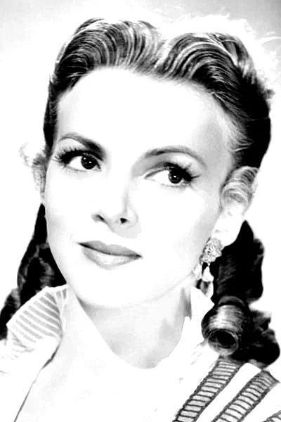 Madge Meredith