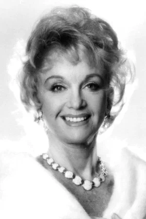  Moira Lister photo