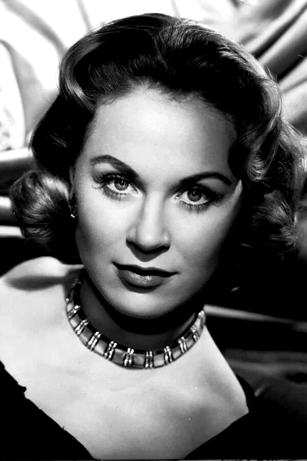 Julia Arnall