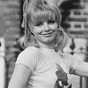  Elizabeth Knight