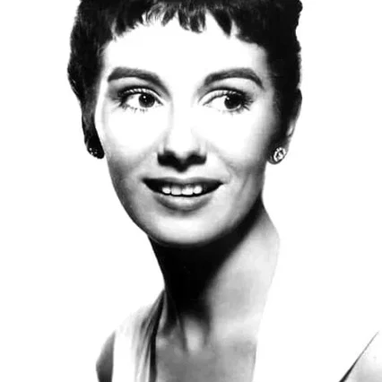  Maggie McNamara