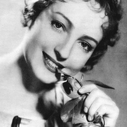 Germaine Roger