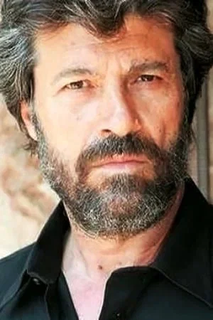  Nikos Verlekis photo