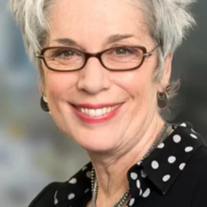  Kate Lynch