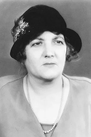  Adrienne D'ambricourt