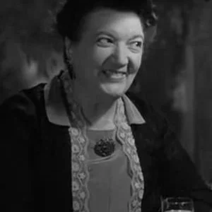  Adrienne D'ambricourt