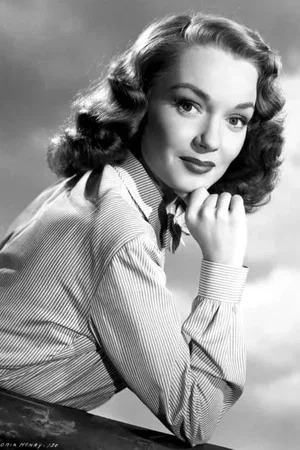  Gloria Henry