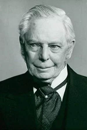  Oliver Johnston photo
