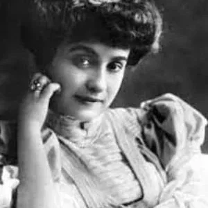  Jeanne Marie-laurent