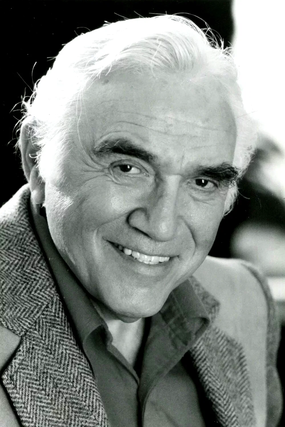  Lorne Greene