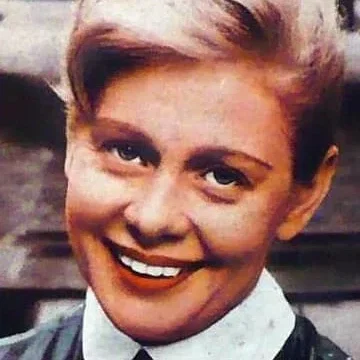  Denise Benoit