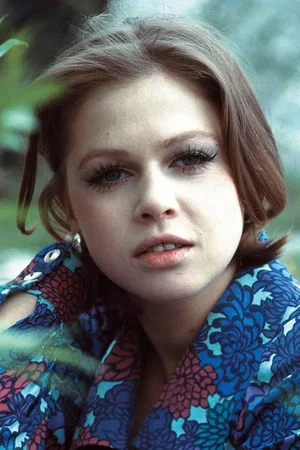  Helga Anders