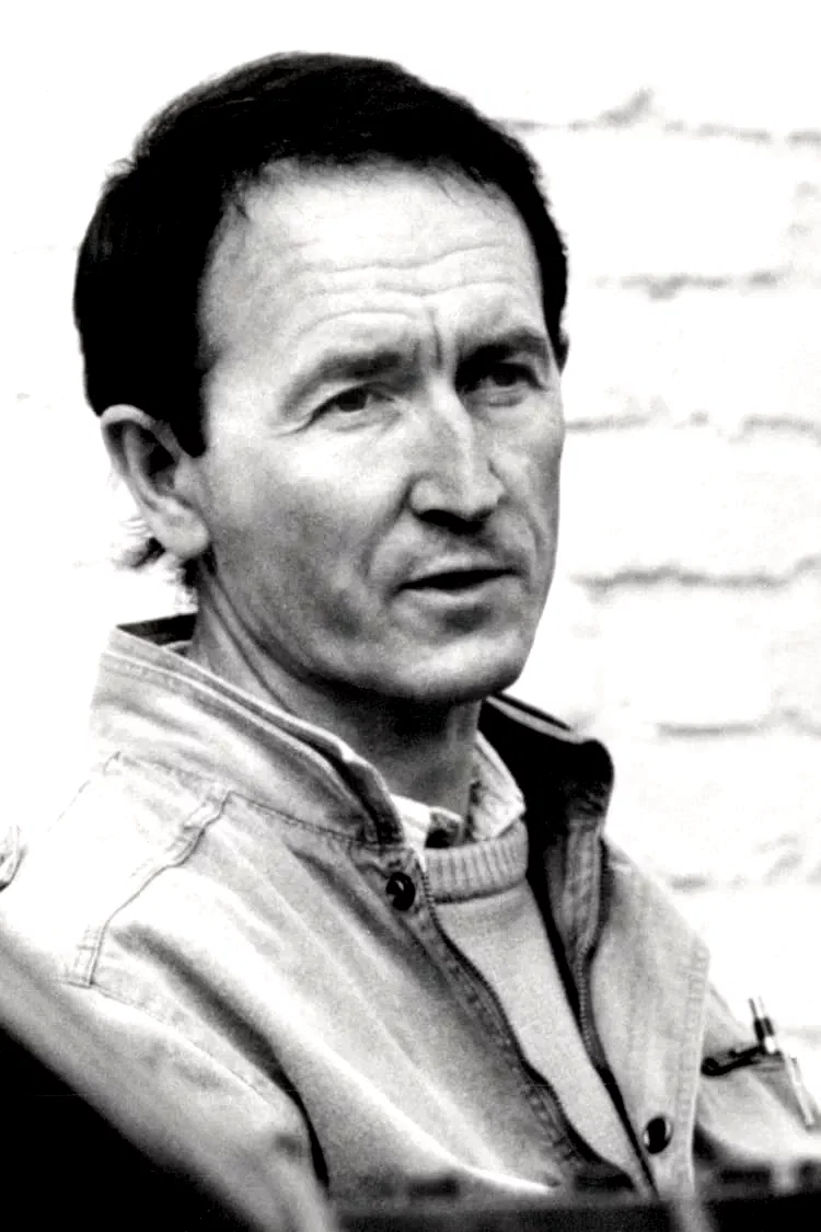 Carl  Schultz