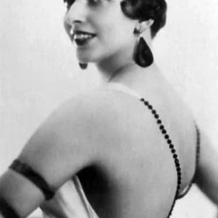 Nana DeHerrera