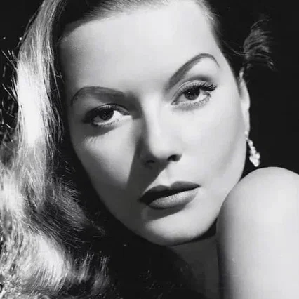  Hazel Brooks