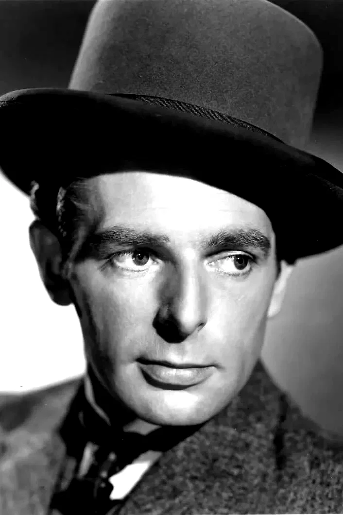  Roderick Lovell