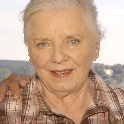  Ruth Drexel