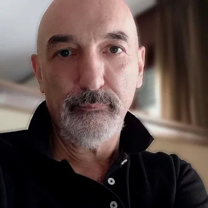  Dario Mazzoli