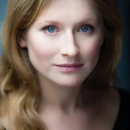  Kate Colebrook