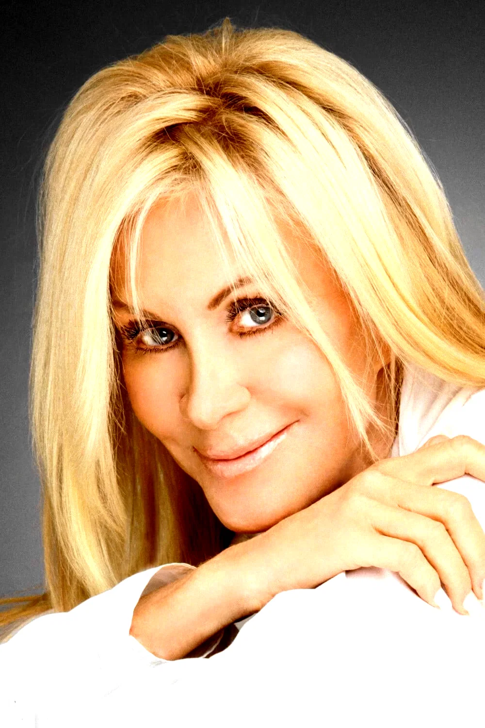  Joan Van Ark