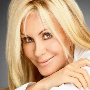 Photo star :  Joan Van Ark