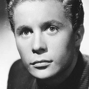 Photo star :  James Kenney